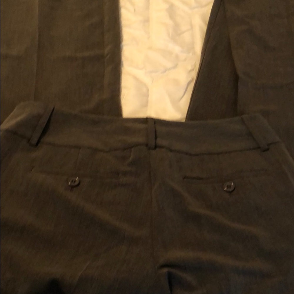 Grey basic dress pants - Picture 2 of 4